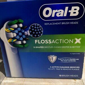 Oral-B Precision Clean Replacement Brush Heads - Pack of 10